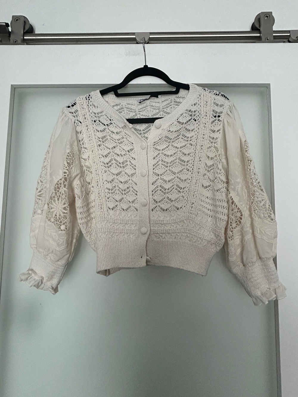 Zara cream crochet lace knit cropped cardigan sweater small - Picture 3 of 7